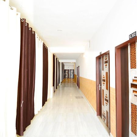 Hotel O Park View Bhiwani Екстер'єр фото