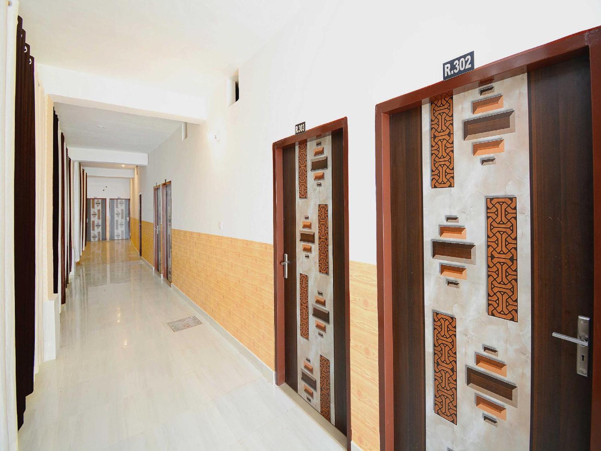 Hotel O Park View Bhiwani Екстер'єр фото