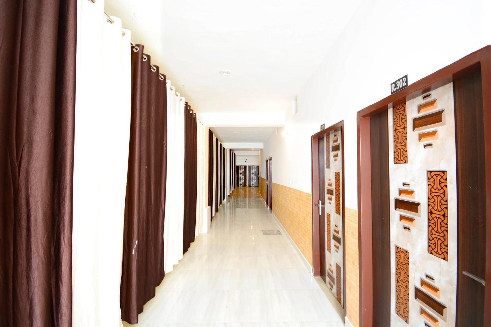 Hotel O Park View Bhiwani Екстер'єр фото